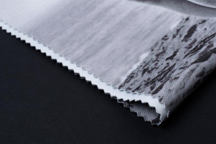 Maille polyester habillement 