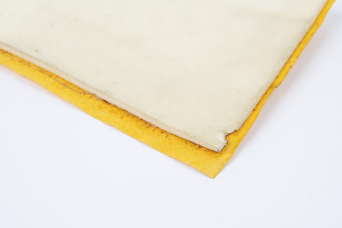 Mousse adhésive orthopédie