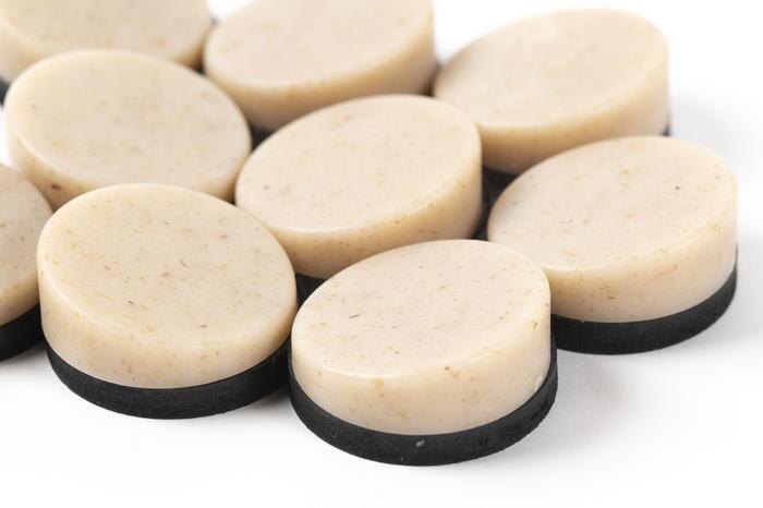 Revêtement mural décoratif à base d'ail