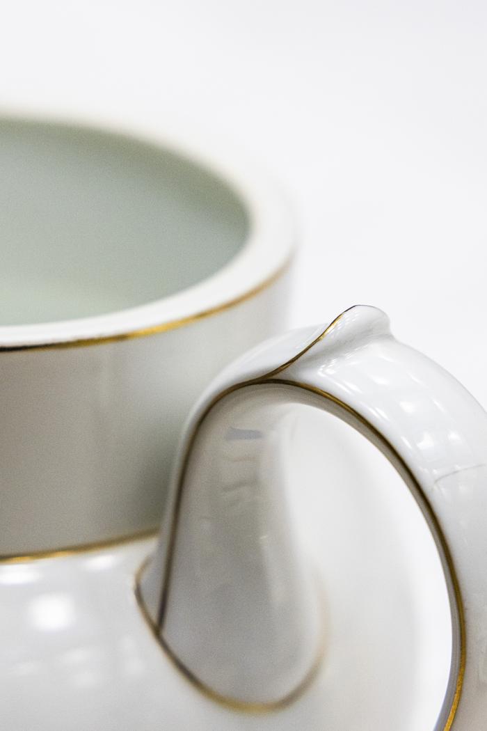 Filage et dorure sur porcelaine