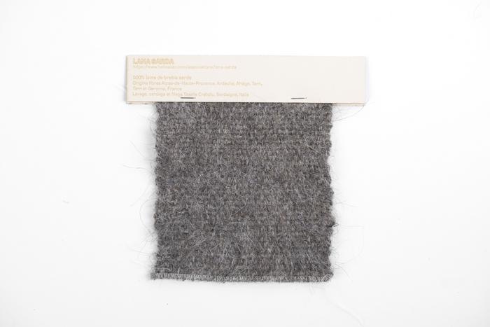 Tissage toile brossé de laine de brebis sardes